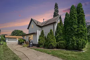 514 St Clair Ave, Jackson, MI 49202 - Photo 1