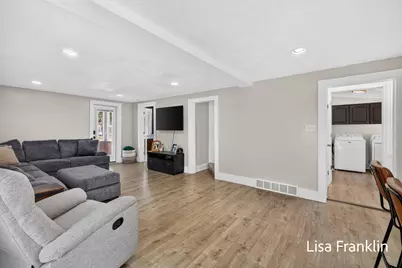 2524 SW 36th Street SW, Wyoming, MI 49519 - Photo 24