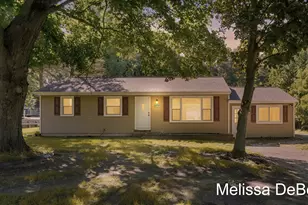 2014 3 Mile Rd NE, Grand Rapids, MI 49505 - Photo 2