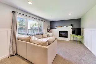 4015 Silver Oaks Dr, Saint Joseph, MI 49085 - Photo 12