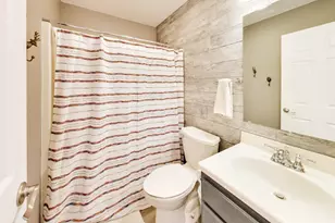 4015 Silver Oaks Dr, Saint Joseph, MI 49085 - Photo 24