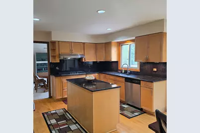 30129 Deer Run, Farmington, MI 48331 - Photo 8