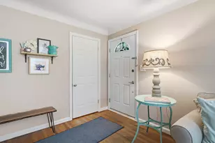 2104 Arborview Blvd, Ann Arbor, MI 48103 - Photo 4
