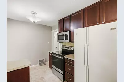 2104 Arborview Boulevard, Ann Arbor, MI 48103 - Photo 10