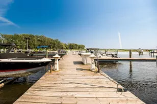 2411 Lake Ave, Muskegon, MI 49445 - Photo 10