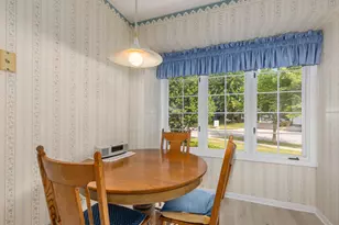 2736 Mulford Dr SE, Grand Rapids, MI 49546 - Photo 8