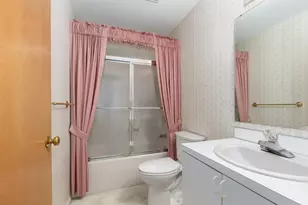 2736 Mulford Dr SE, Grand Rapids, MI 49546 - Photo 24