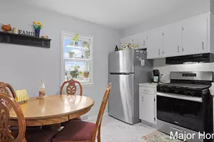 3990 Buchanan Ave SW, Wyoming, MI 49548 - Photo 8
