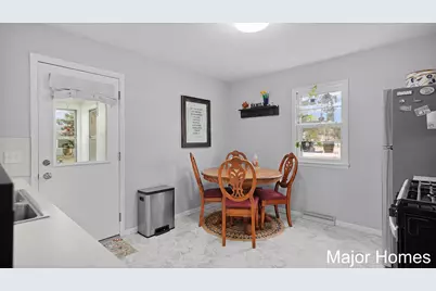 3990 Buchanan Avenue SW, Wyoming, MI 49548 - Photo 6