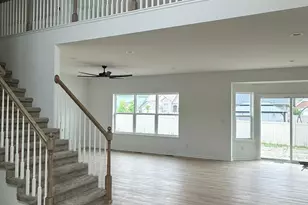 20077 Dovetail Dr, Trenton, MI 48183 - Photo 18