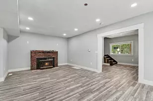 315 N Dexter St, Ionia, MI 48846 - Photo 6
