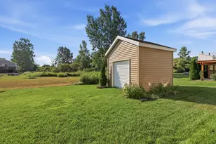 9752 Crystal Cir, Zeeland, MI 49464 - Photo 44