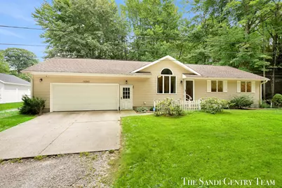 18362 168th Avenue, Spring Lake, MI 49456 - Photo 4