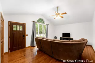 18362 168th Ave, Spring Lake, MI 49456 - Photo 8