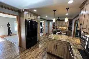 38894 Winkler St, Harrison Township, MI 48045 - Photo 6