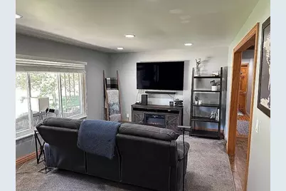 38894 Winkler Street, Harrison Township, MI 48045 - Photo 12
