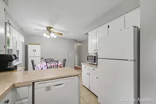 1296 Katrina Dr SE, Grand Rapids, MI 49508 - Photo 10