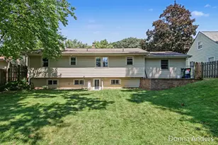 1296 Katrina Dr SE, Grand Rapids, MI 49508 - Photo 22