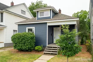 1749 Jefferson Ave SE, Grand Rapids, MI 49507 - Photo 2