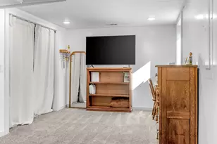 10390 Lovers Ln NW, Grand Rapids, MI 49534 - Photo 16