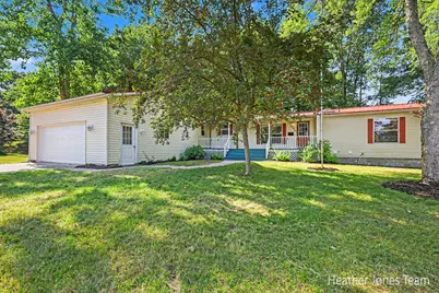 9274 Karen Drive, Crystal, MI 48818 - Photo 4