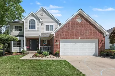 913 Darwin Drive, Chelsea, MI 48118 - Photo 2
