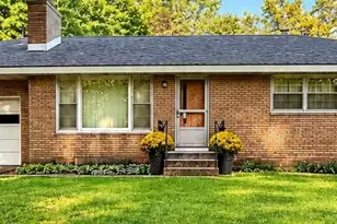 18452 168th Ave, Spring Lake, MI 49456 - Photo 1