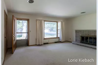 18452 168th Avenue, Spring Lake, MI 49456 - Photo 6