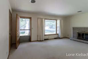 18452 168th Ave, Spring Lake, MI 49456 - Photo 6