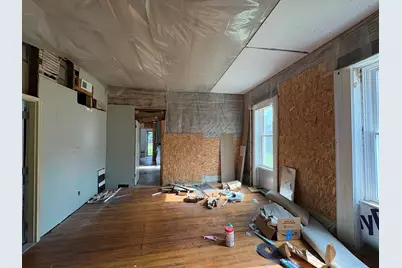 216 W Chestnut Street, Albion, MI 49224 - Photo 8
