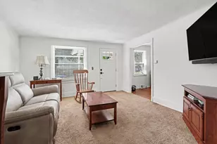 414 N Mulberry St, Marshall, MI 49068 - Photo 2