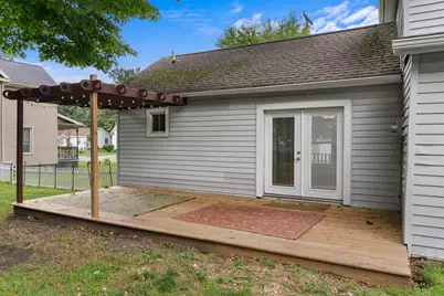 228 E Bacon Street, Hillsdale, MI 49242 - Photo 24