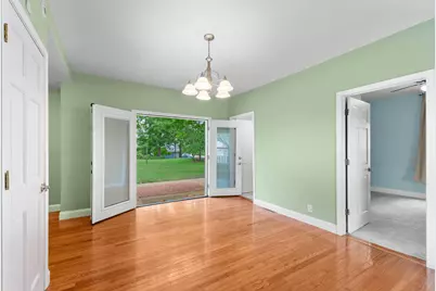 228 E Bacon Street, Hillsdale, MI 49242 - Photo 10