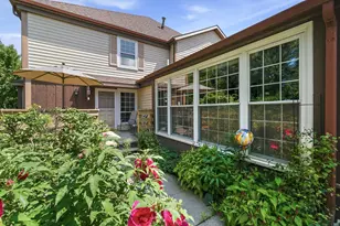 2353 Quail Run Dr, Kalamazoo, MI 49009 - Photo 2