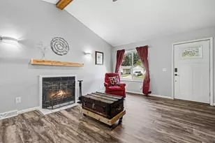 5562 Osborne Ave SE, Kentwood, MI 49548 - Photo 4