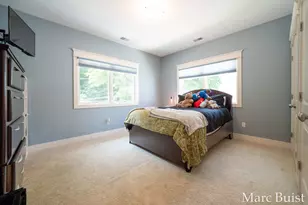 421 N Lake Dr, Caledonia, MI 49316 - Photo 36