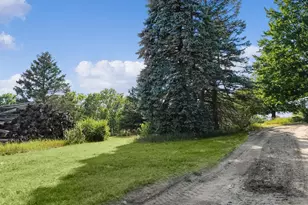 4500 W Howard City-Edmore, Six Lakes, MI 48886 - Photo 58
