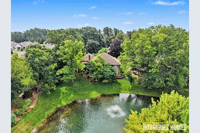6270 Heathmoor Court SE, Grand Rapids, MI 49546 - Photo 2
