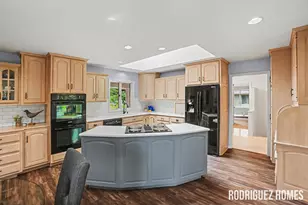 6270 Heathmoor Ct SE, Grand Rapids, MI 49546 - Photo 12