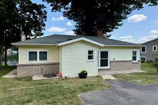 8980 Loveless Dr NE, Rockford, MI 49341 - Photo 6