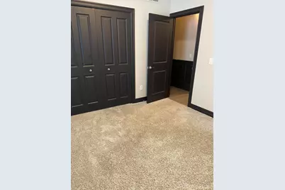 9915 Wayne Road, Livonia, MI 48150 - Photo 18
