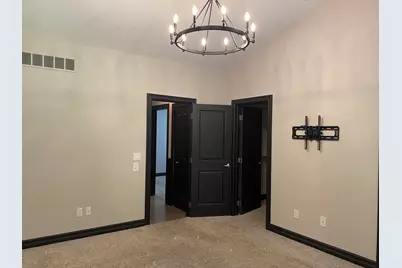 9915 Wayne Road, Livonia, MI 48150 - Photo 20