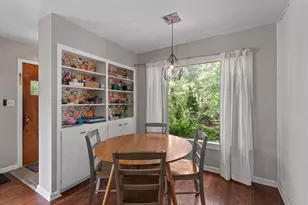 851 Mt Pleasant Ave, Ann Arbor, MI 48103 - Photo 10