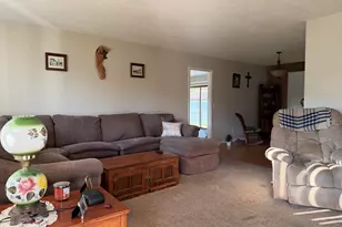 450 College Park Dr, Adrian, MI 49221 - Photo 4
