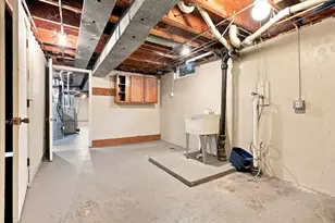 3501 Newcastle Dr SE, Grand Rapids, MI 49508 - Photo 46