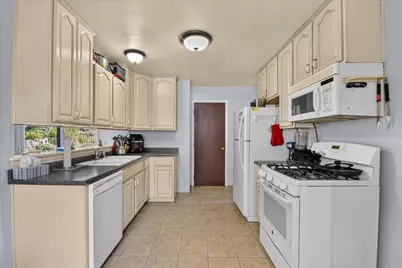 5825 Huntington Avenue, Ypsilanti, MI 48197 - Photo 20