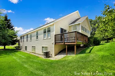 17644 Dustin Drive #16, Spring Lake, MI 49456 - Photo 2