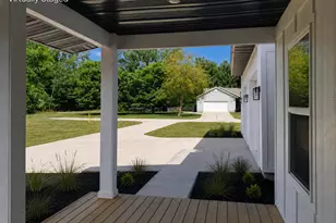 8411 Peninsula Dr W, Stanwood, MI 49346 - Photo 4
