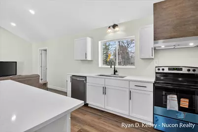 8411 Peninsula Drive W, Stanwood, MI 49346 - Photo 10
