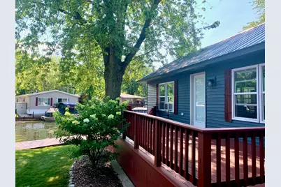 2860 N Tamarac Drive #214, Ludington, MI 49431 - Photo 4